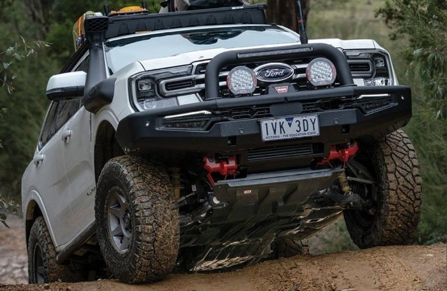 Ford Everest off road